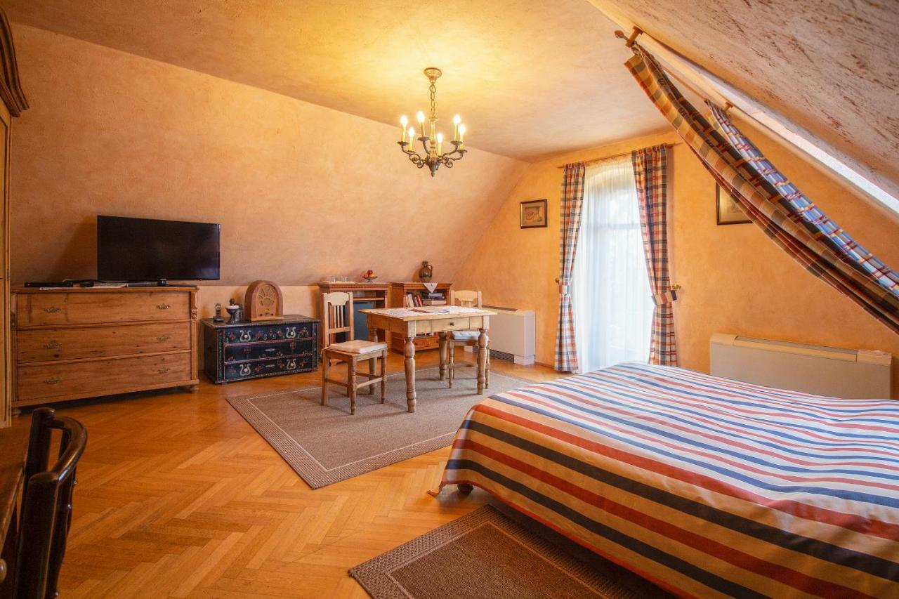 Palazzo Wellness Villa Έγκερ Εξωτερικό φωτογραφία