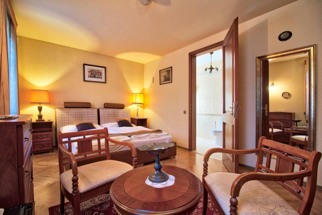 Palazzo Wellness Villa Έγκερ Εξωτερικό φωτογραφία