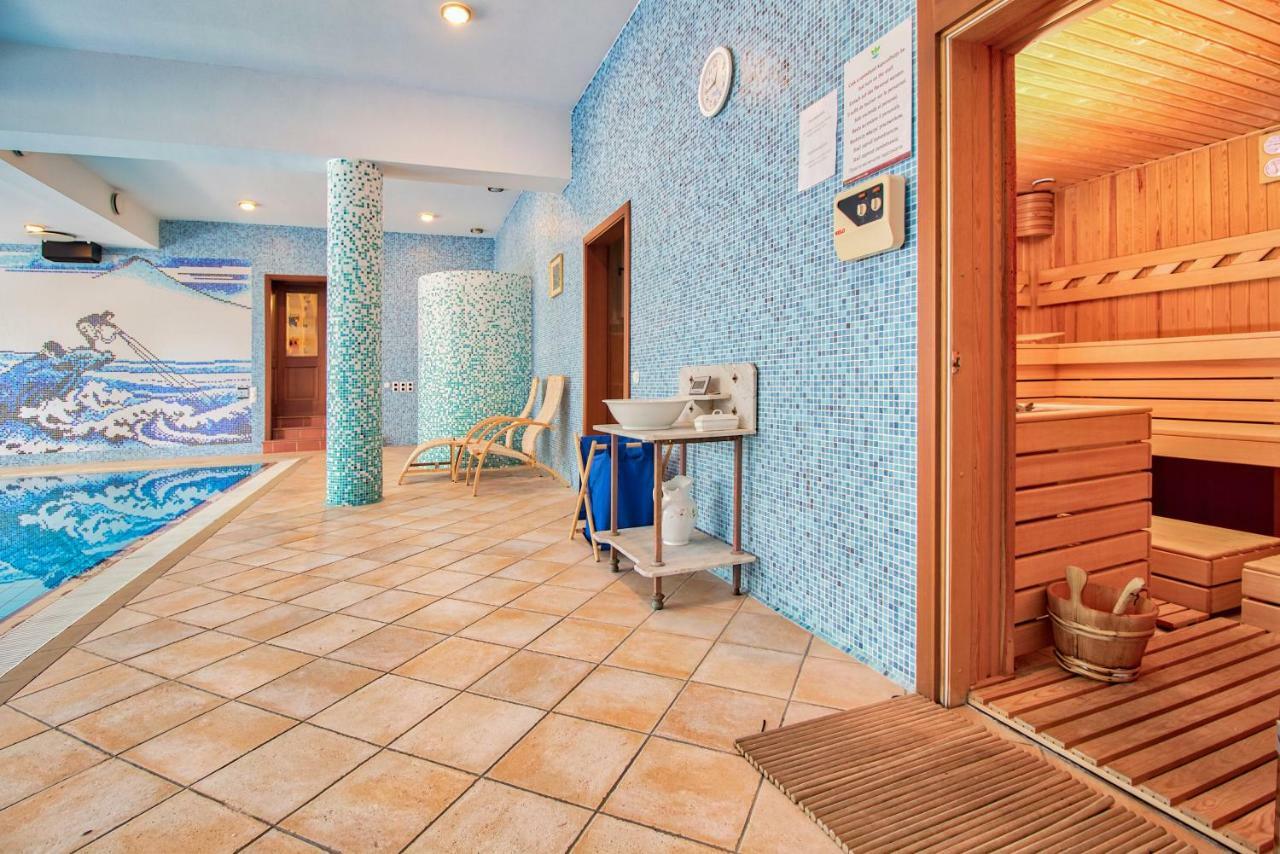 Palazzo Wellness Villa Έγκερ Εξωτερικό φωτογραφία
