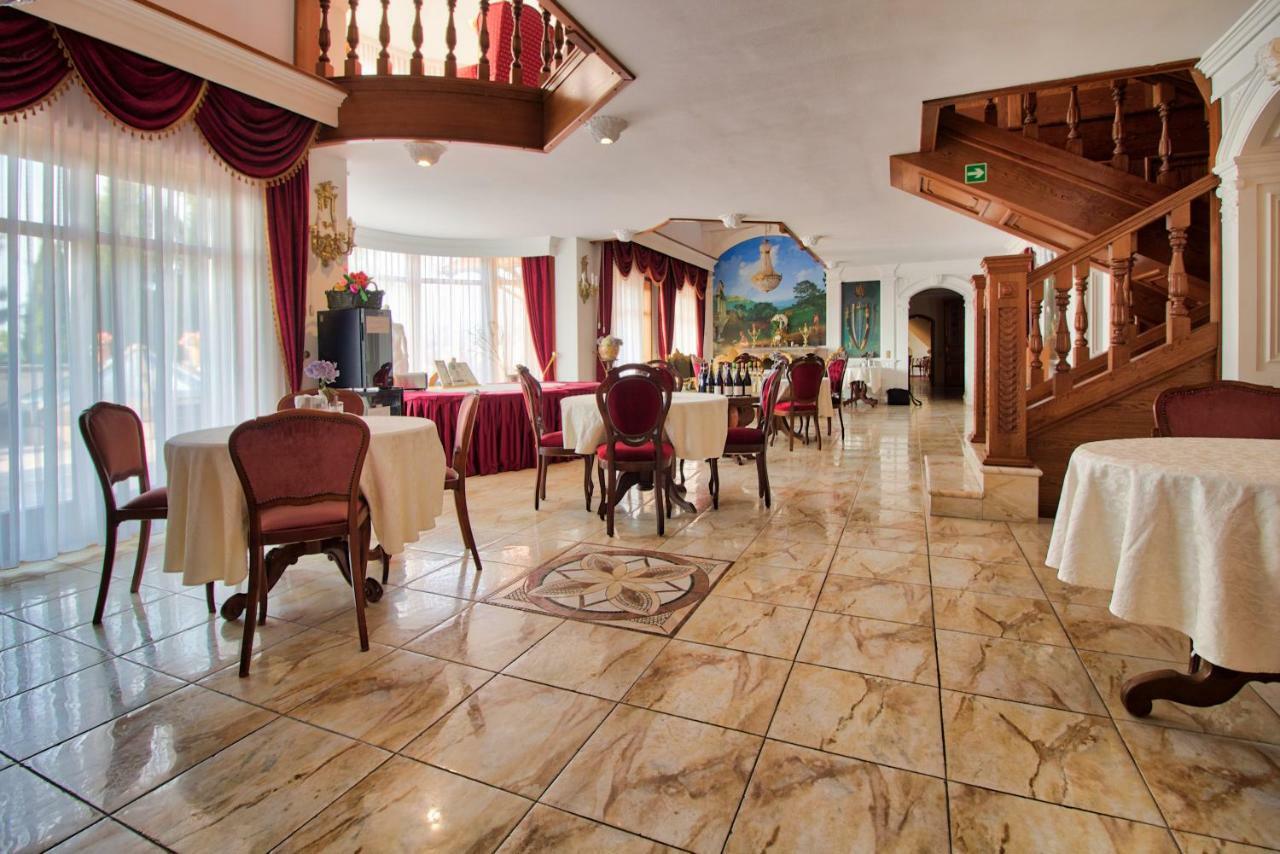 Palazzo Wellness Villa Έγκερ Εξωτερικό φωτογραφία