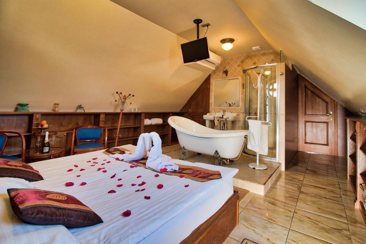 Palazzo Wellness Villa Έγκερ Εξωτερικό φωτογραφία